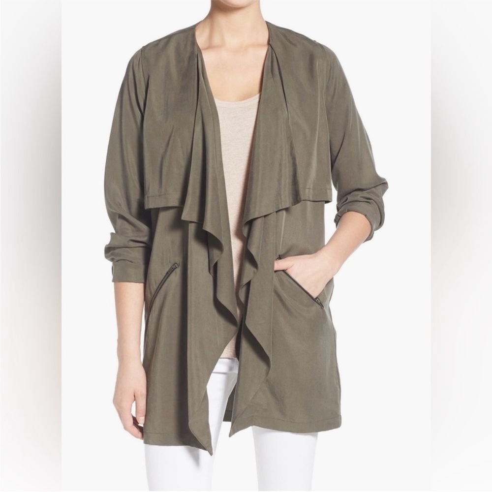Women's Tan Jacket